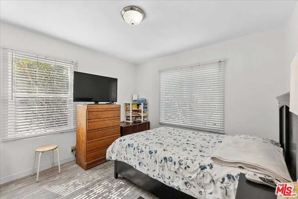 6612 Madden Avenue, Los Angeles, California 90043 home-pic-17