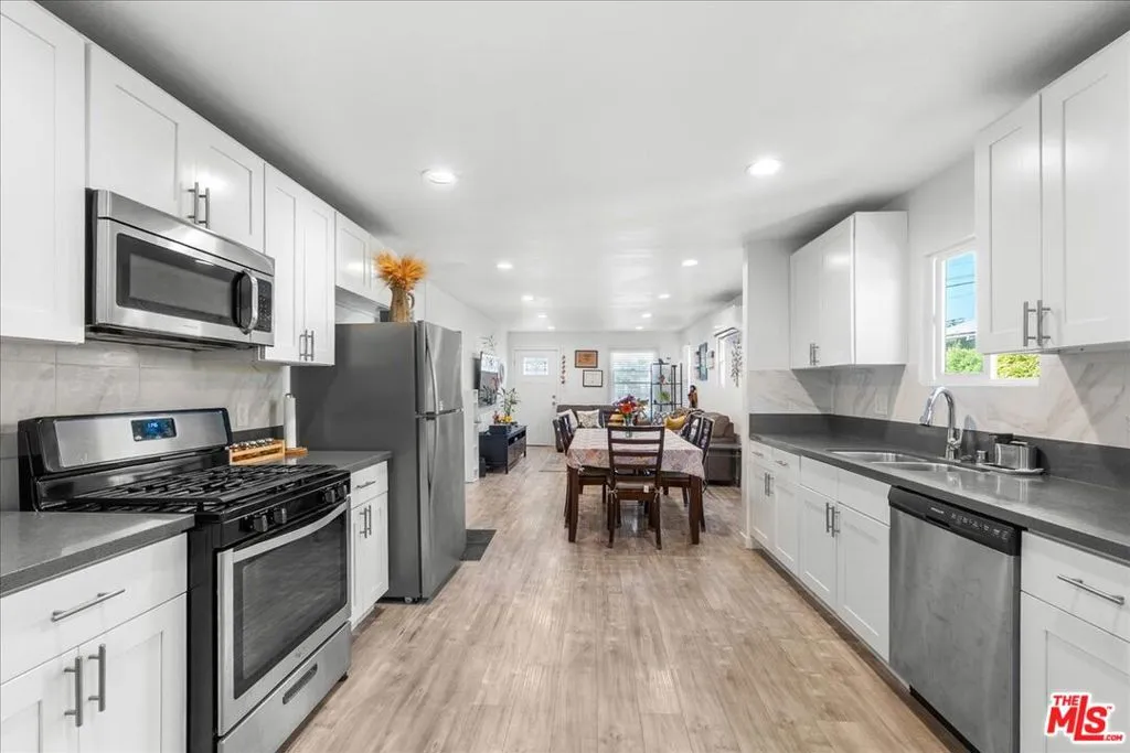 6612 Madden Avenue, Los Angeles, California 90043 home-pic-14