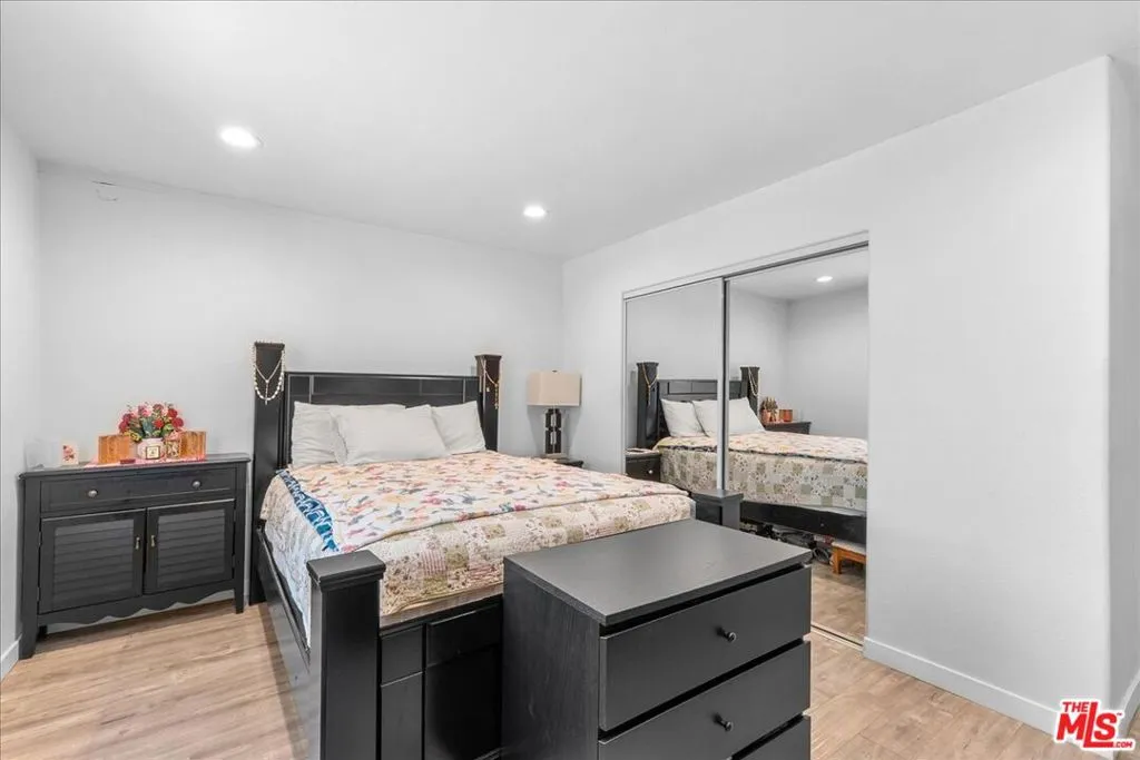6612 Madden Avenue, Los Angeles, California 90043 home-pic-25