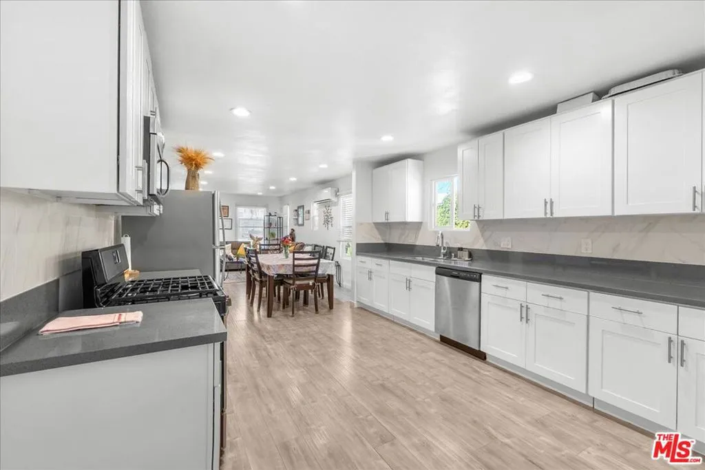 6612 Madden Avenue, Los Angeles, California 90043 home-pic-15