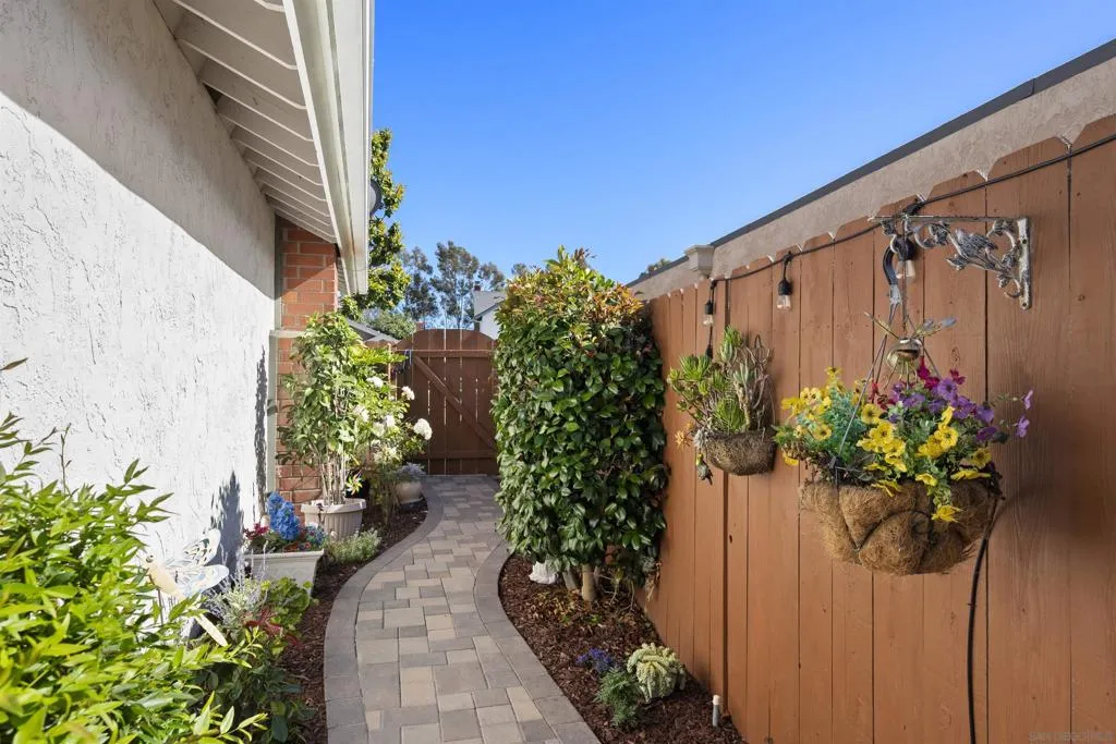 12740 Prairie Dog Ave, San Diego, California 92129 home-pic-45