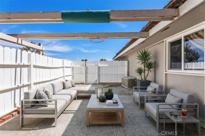 Backyard - virtually staged