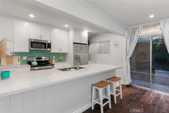 10396 Almayo Avenue 1, Los Angeles, California 90064