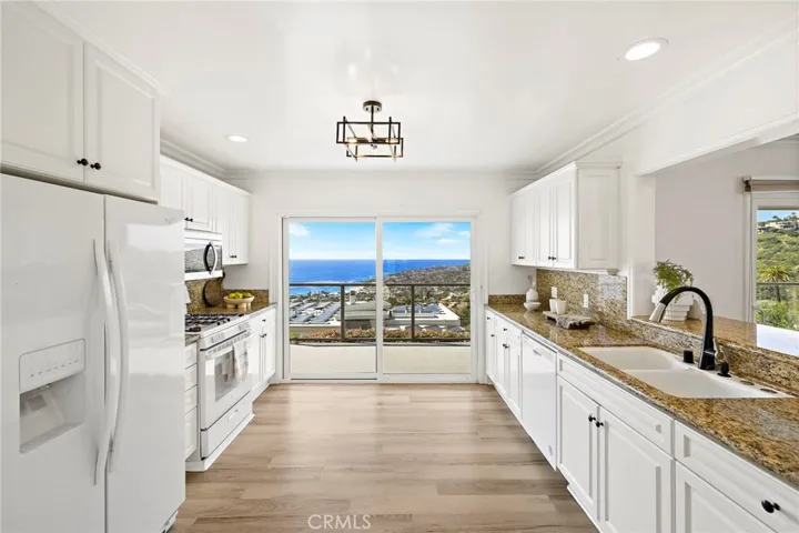 1651 Thurston Dr, Laguna Beach, California 92651