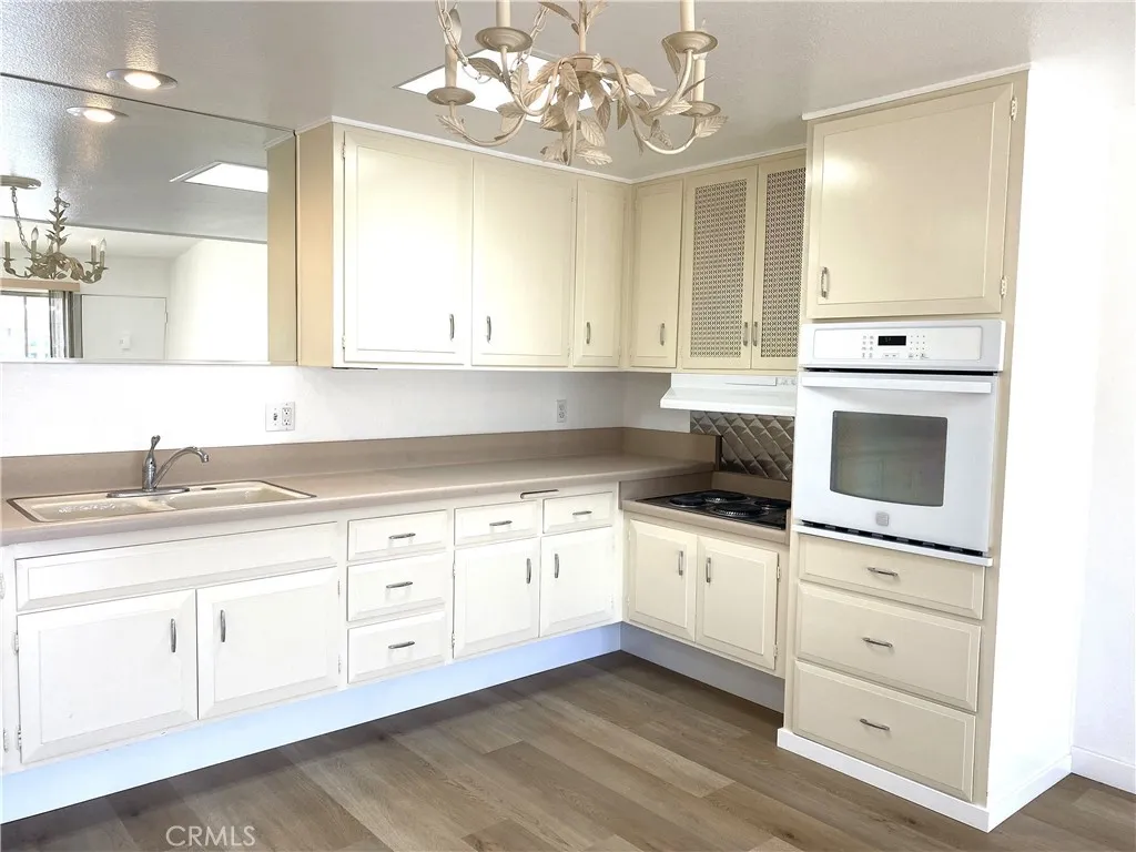 1520 Pelham Rd., Seal Beach, California 90740 home-pic-6