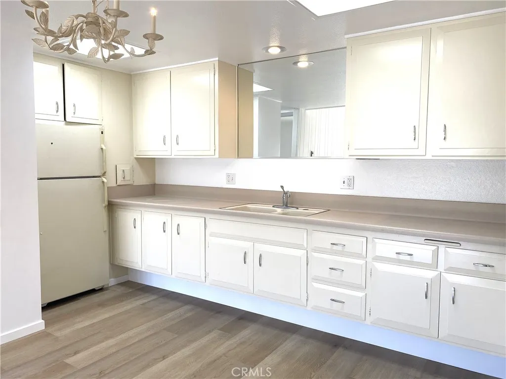1520 Pelham Rd., Seal Beach, California 90740 home-pic-7