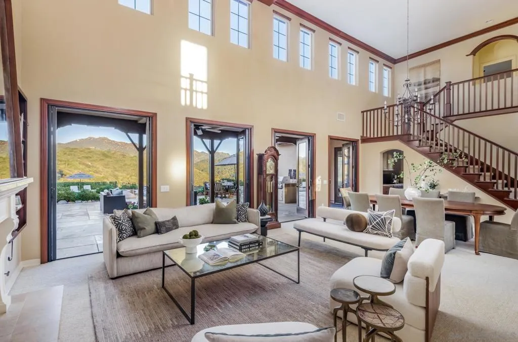 17095 Butterfield Trail, Poway, California 92064 home-pic-3