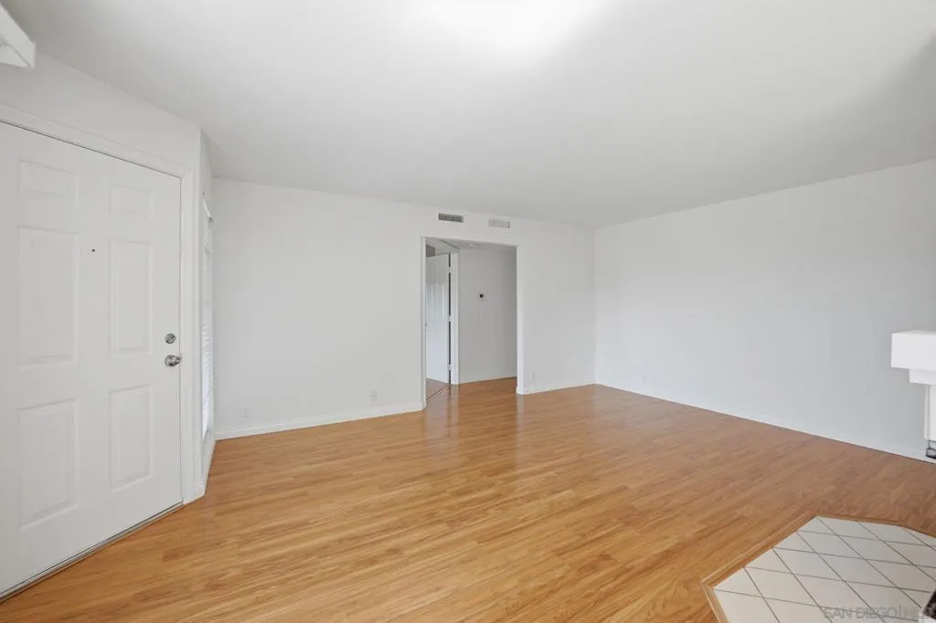 7330 Calle Cristobal 87, San Diego, California 92126 home-pic-6