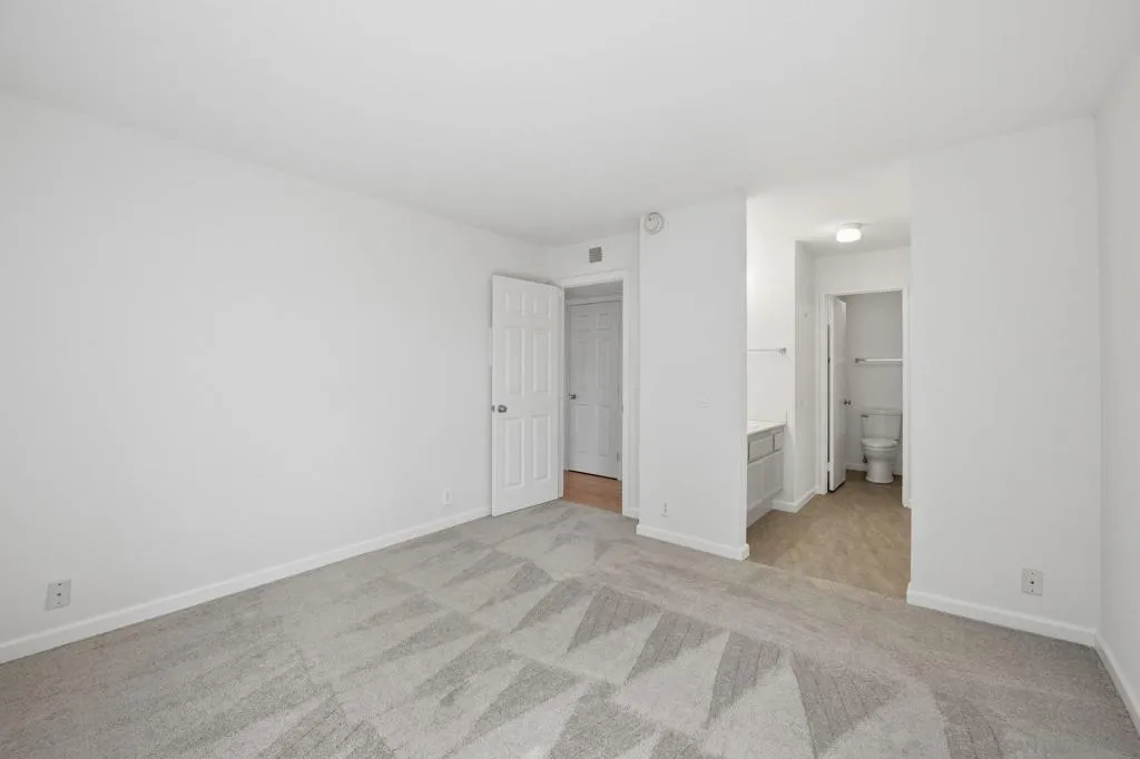 7330 Calle Cristobal 87, San Diego, California 92126 home-pic-20