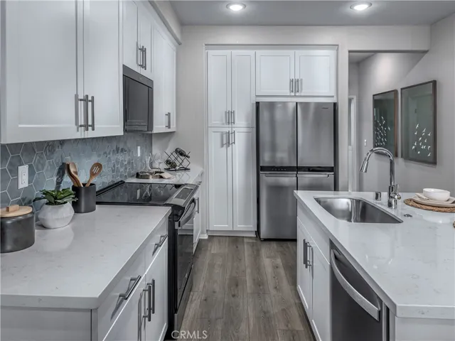 Photo is not of the actual home, but is an inspirational photo of builder’s model home and may depict options, furnishings, and/or decorator features that are not included