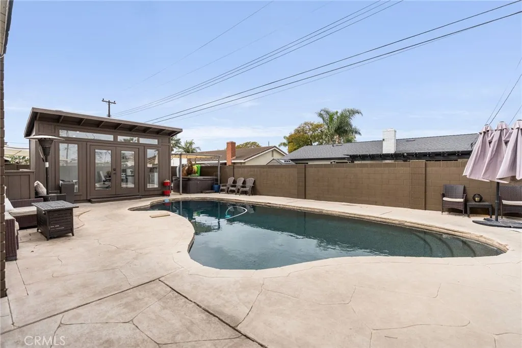 12661 Saint Mark, Garden Grove, California 92845 home-pic-9