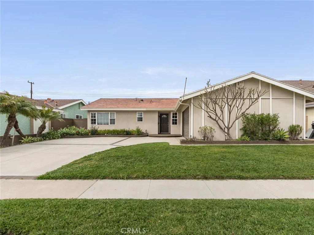12661 Saint Mark, Garden Grove, California 92845 home-pic-1