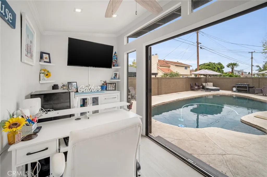 12661 Saint Mark, Garden Grove, California 92845 home-pic-11