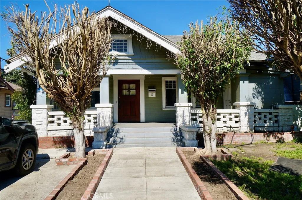 1323 W 41st, Los Angeles, California 90037 home-pic-1