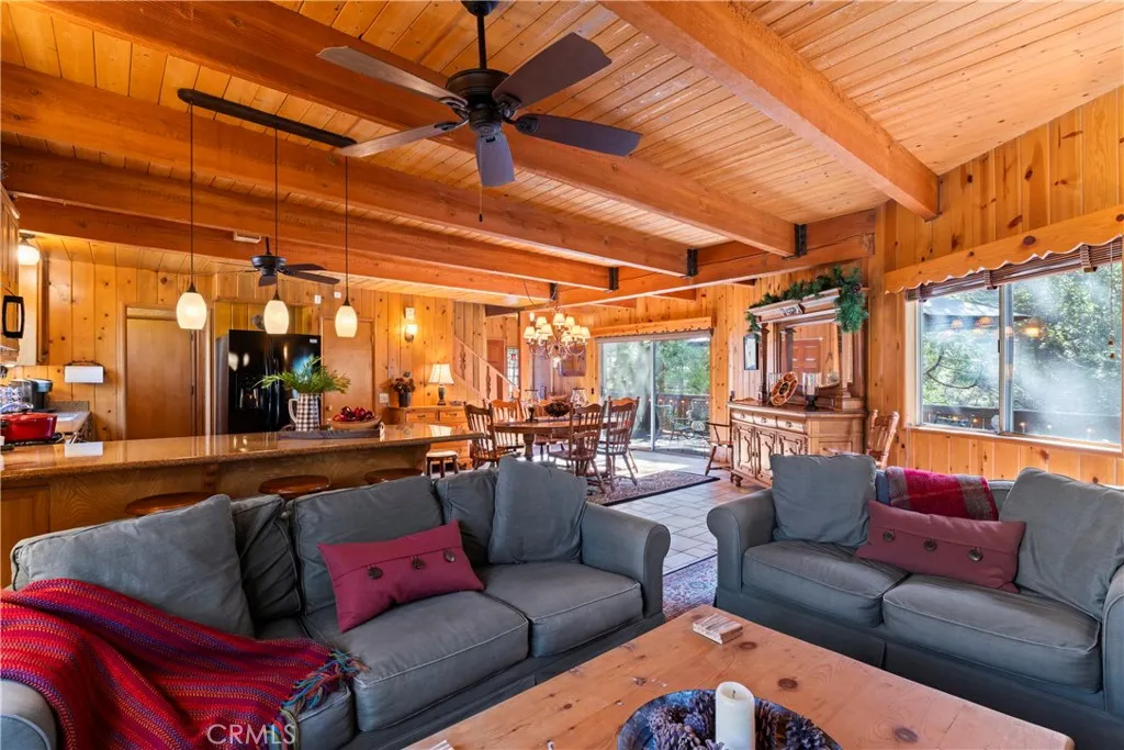 27169 Ironwood Lane, Lake Arrowhead, California 92352 home-pic-16