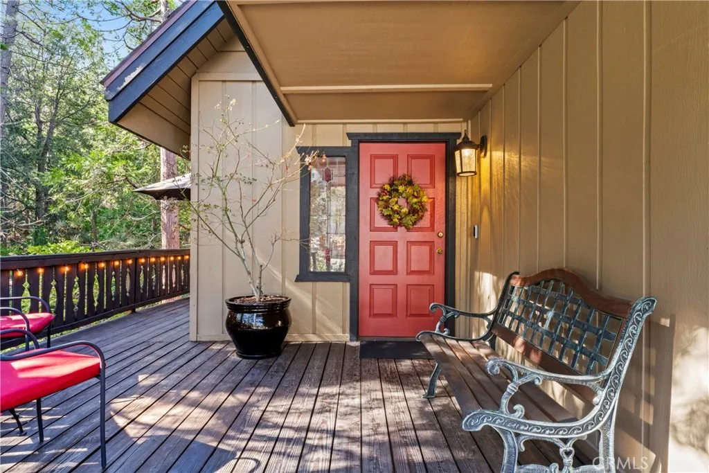 27169 Ironwood Lane, Lake Arrowhead, California 92352 home-pic-3