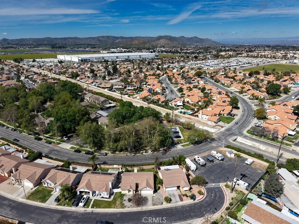 717 Balsam Way, Hemet, California 92545 home-pic-38