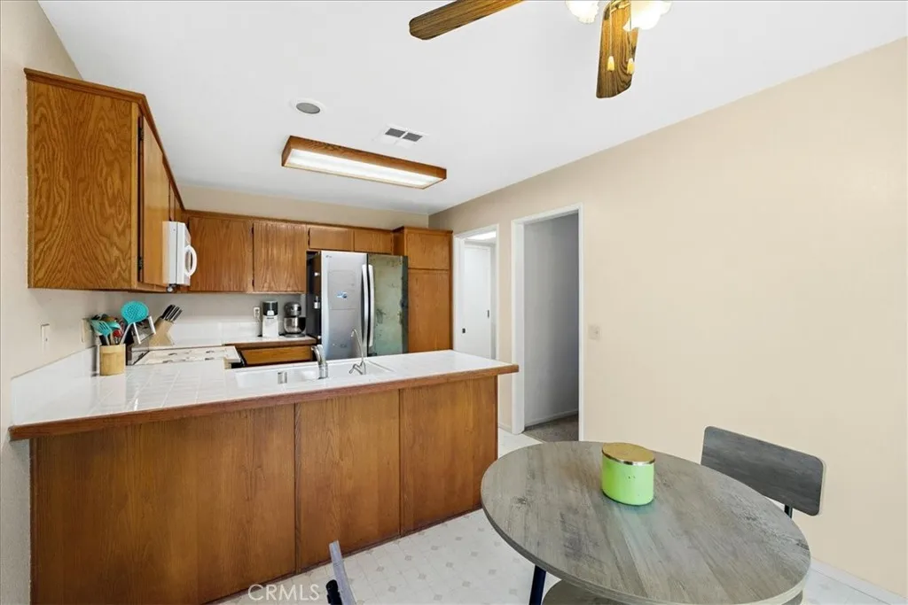 717 Balsam Way, Hemet, California 92545 home-pic-9