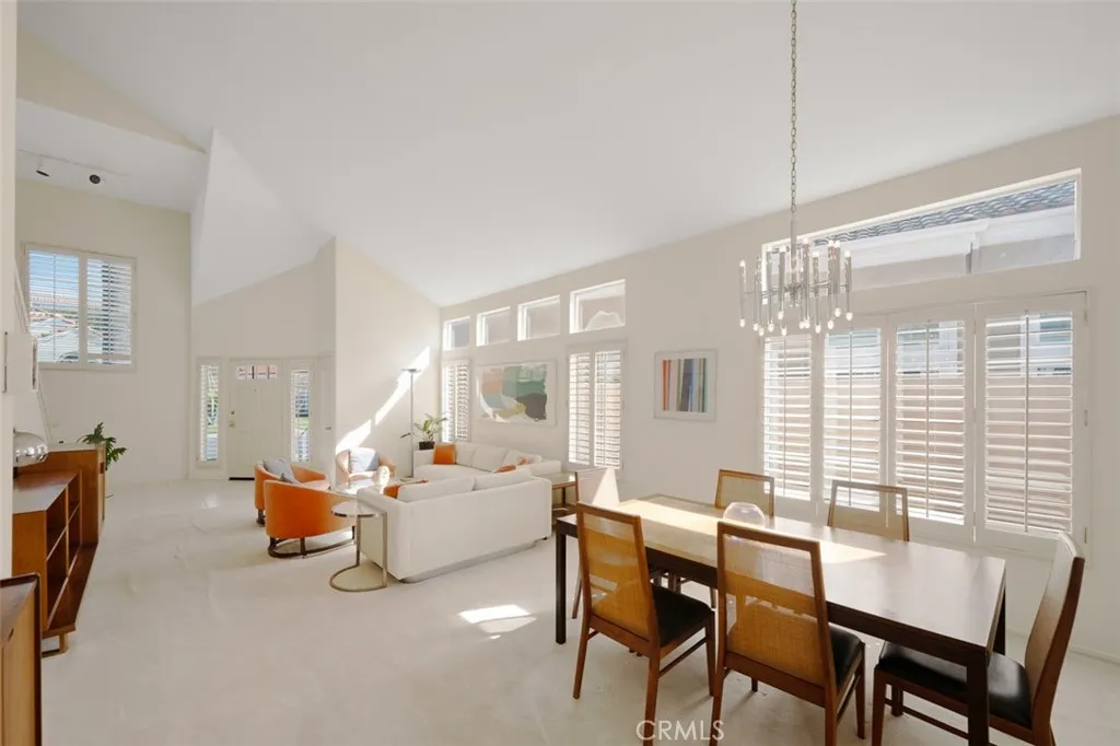 21285 Amora, Mission Viejo, California 92692 home-pic-1