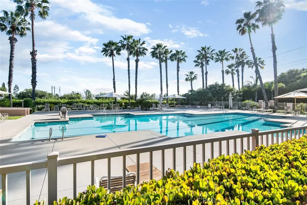21285 Amora, Mission Viejo, California 92692 home-pic-7