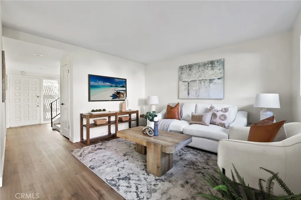 3058 Club House Road, Costa Mesa, California 92626 home-pic-11