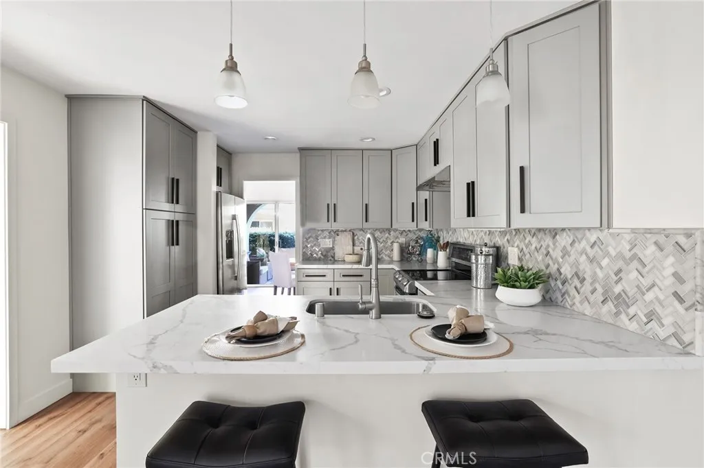 3058 Club House Road, Costa Mesa, California 92626 home-pic-3