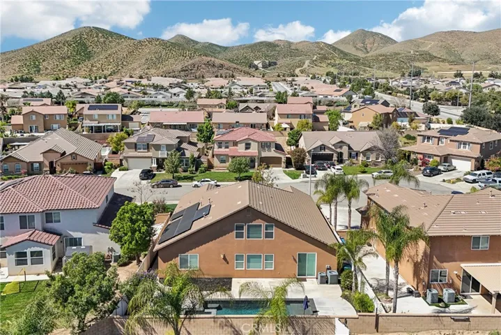 28552 Rustic Glen Street, Menifee, California 92584