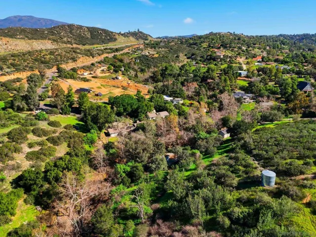 432 Arnold Way, Alpine, California 91901