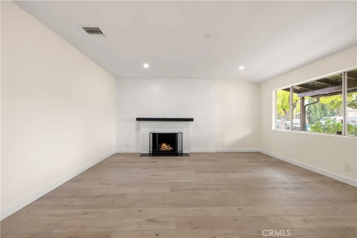 7643 Westland Avenue, North Hollywood, California 91605
