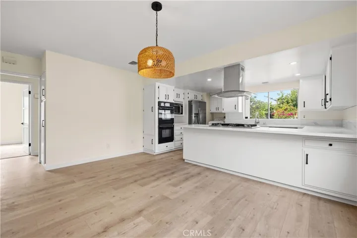 7643 Westland Avenue, North Hollywood, California 91605