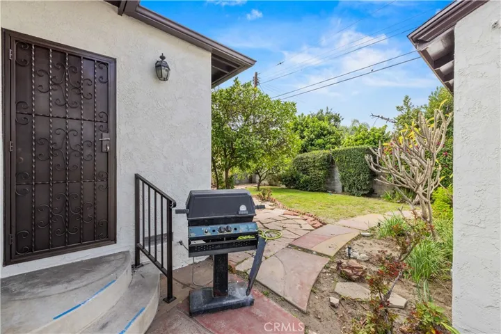 7643 Westland Avenue, North Hollywood, California 91605