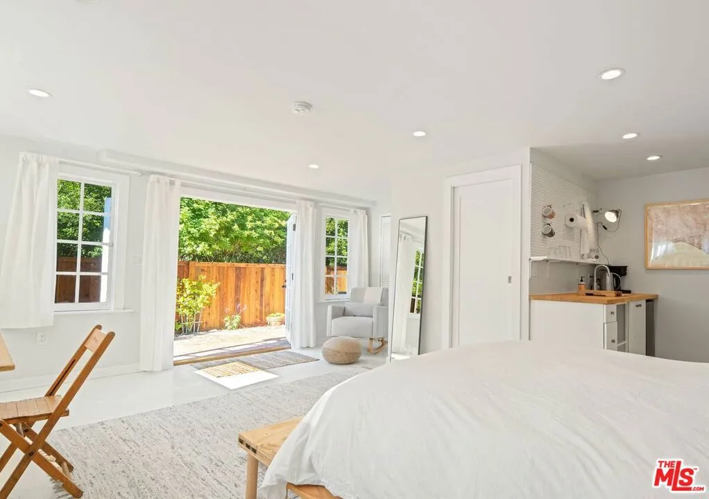 1238 Fernwood Pacific Drive, Topanga, California 90290 home-pic-37