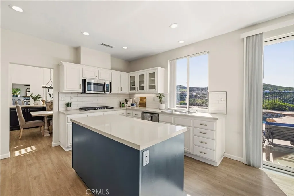26451 Puffin Place, Canyon Country, California 91387 home-pic-15