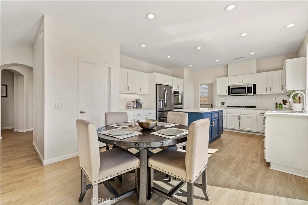 26451 Puffin Place, Canyon Country, California 91387 home-pic-19