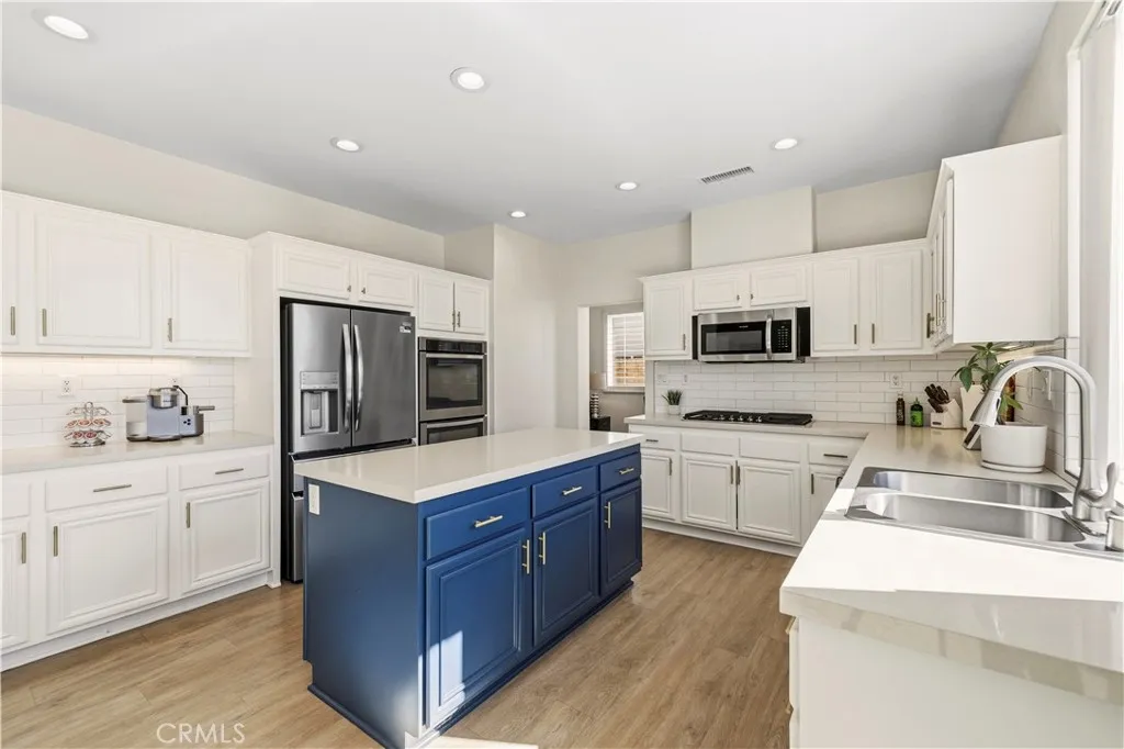 26451 Puffin Place, Canyon Country, California 91387 home-pic-14