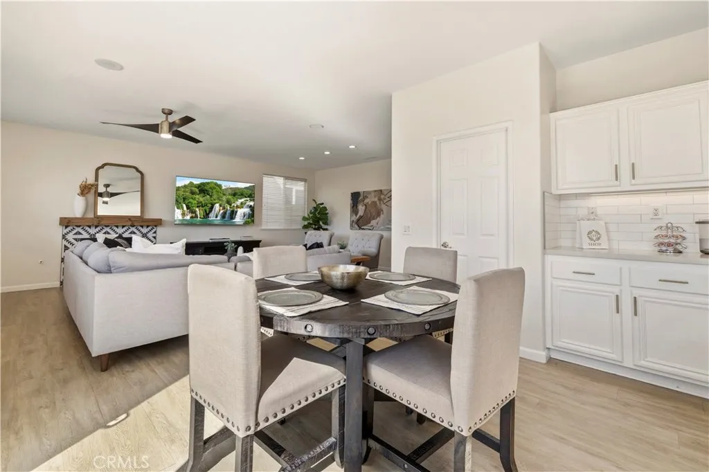 26451 Puffin Place, Canyon Country, California 91387 home-pic-20