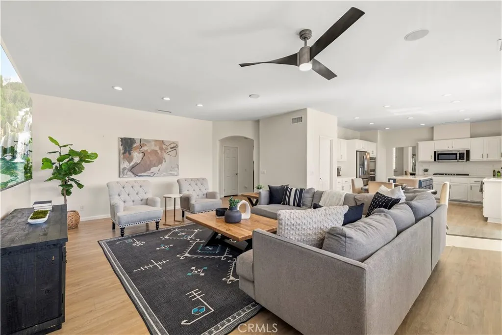 26451 Puffin Place, Canyon Country, California 91387 home-pic-25
