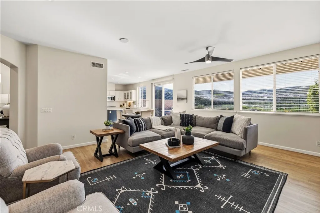 26451 Puffin Place, Canyon Country, California 91387 home-pic-23
