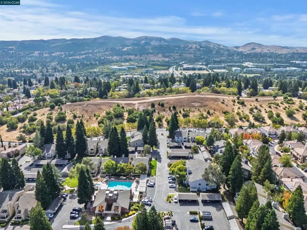 332 332 Eastridge Dr, San Ramon, California 94582 home-pic-39