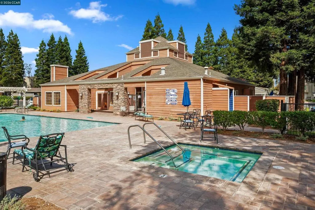 332 332 Eastridge Dr, San Ramon, California 94582 home-pic-35