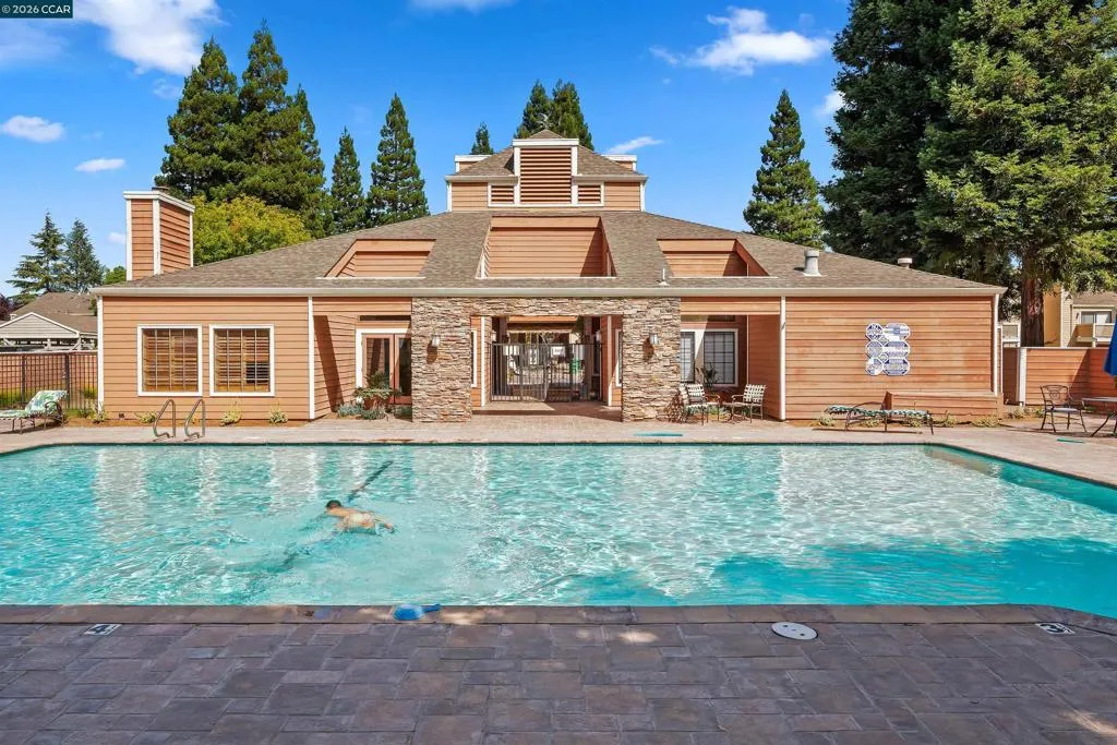 332 332 Eastridge Dr, San Ramon, California 94582 home-pic-34