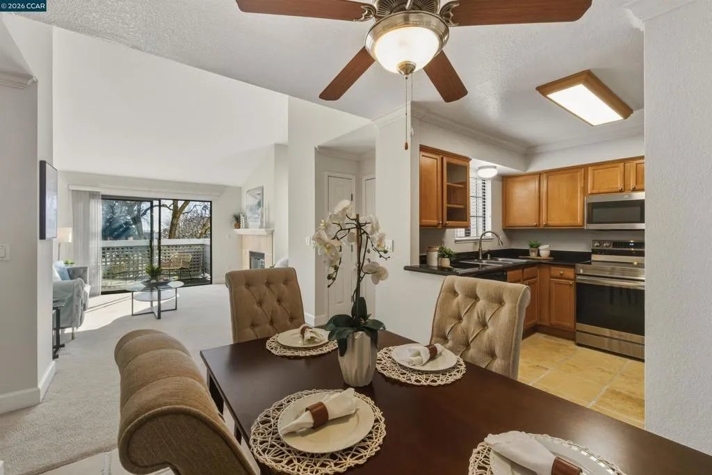 332 332 Eastridge Dr, San Ramon, California 94582 home-pic-15