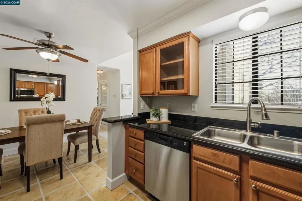 332 332 Eastridge Dr, San Ramon, California 94582 home-pic-20