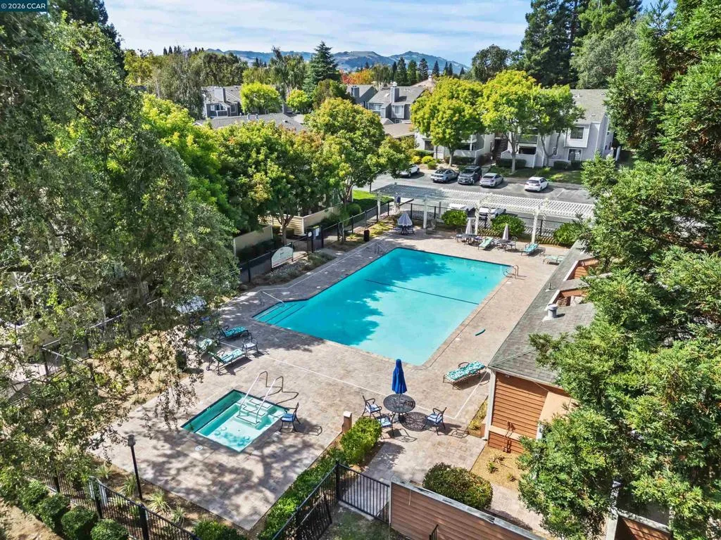 332 332 Eastridge Dr, San Ramon, California 94582 home-pic-37