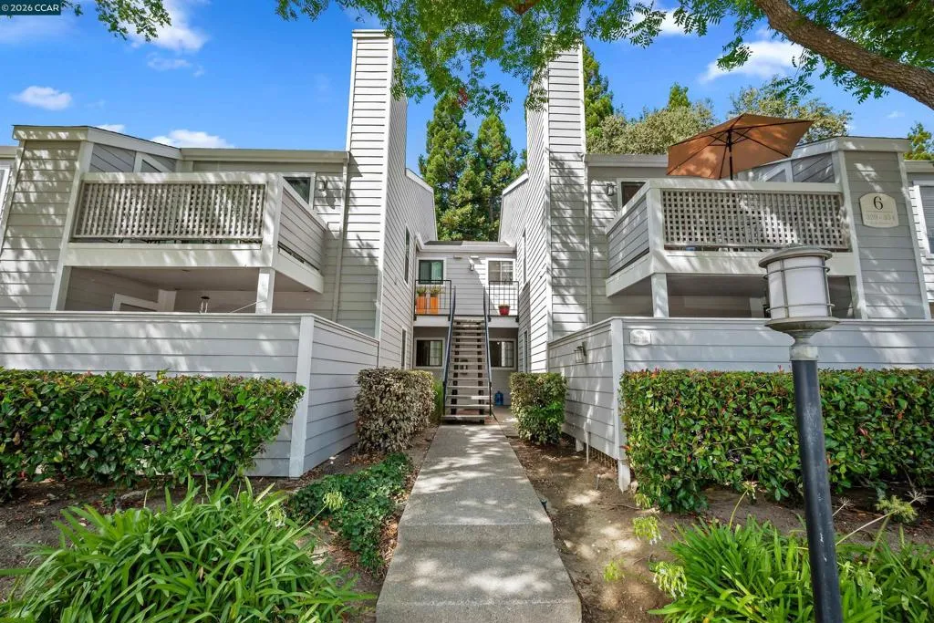 332 332 Eastridge Dr, San Ramon, California 94582 home-pic-6