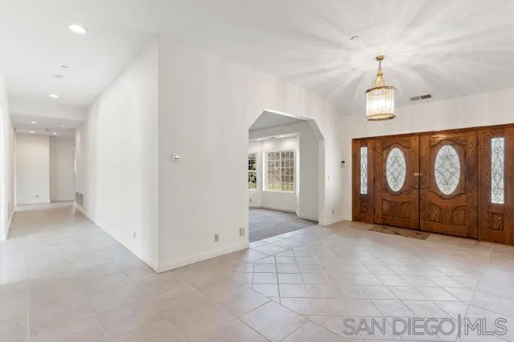 4417 Fallsbrae Road, Fallbrook, California 92028 home-pic-8