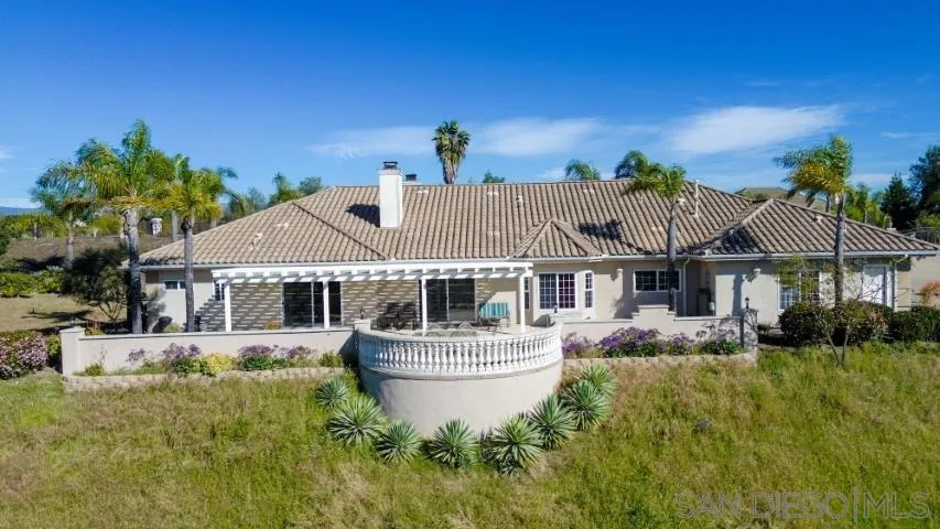 4417 Fallsbrae Road, Fallbrook, California 92028 home-pic-44