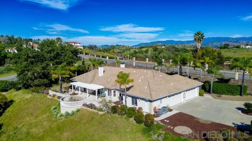 4417 Fallsbrae Road, Fallbrook, California 92028 home-pic-45