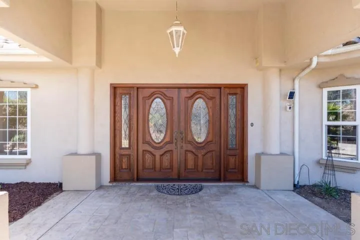 4417 Fallsbrae Road, Fallbrook, California 92028 home-pic-7