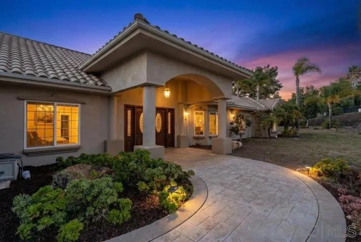 4417 Fallsbrae Road, Fallbrook, California 92028 home-pic-6